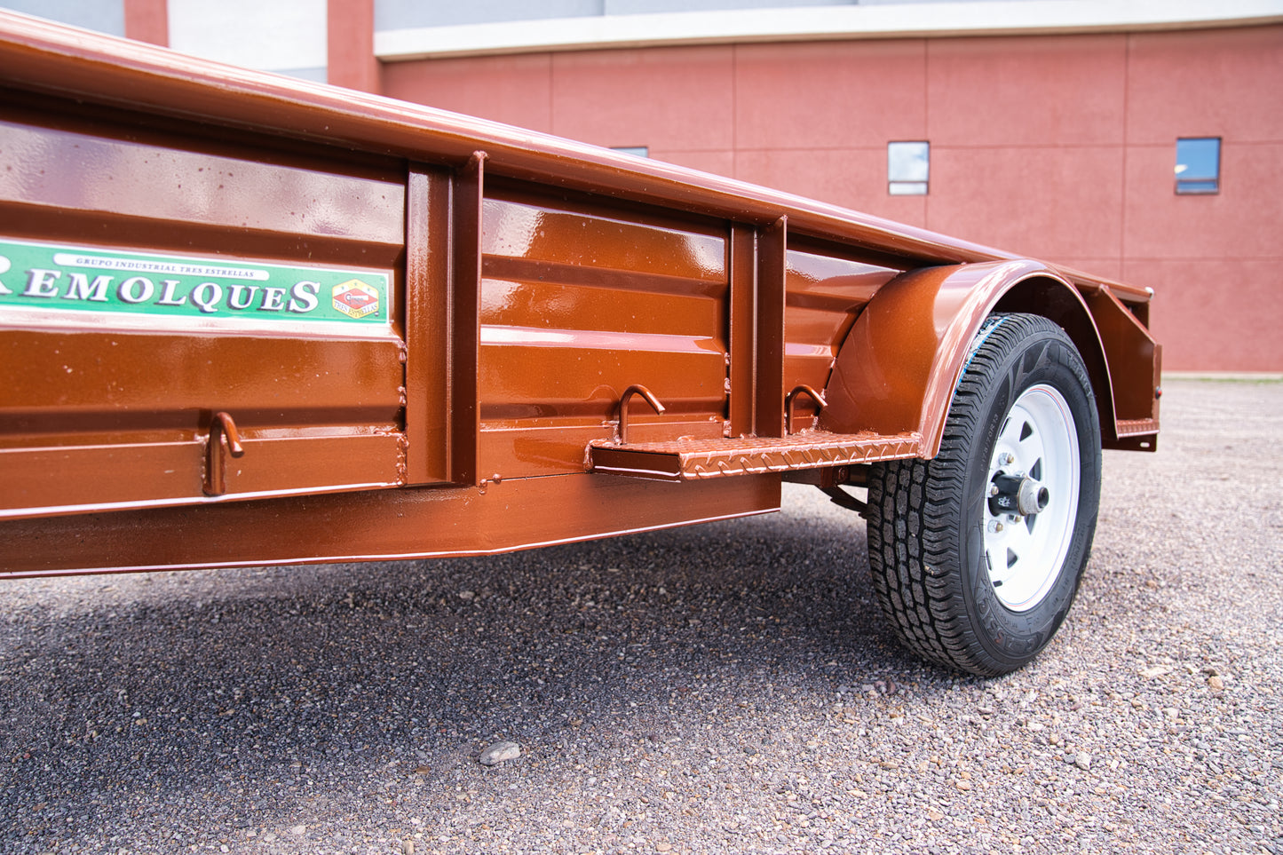 Cama baja de 800 kgs