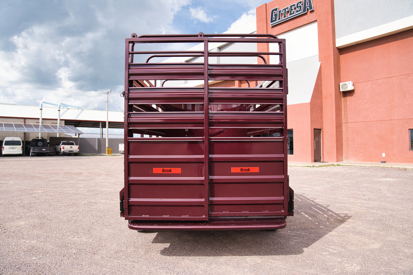 Remolque Ganadero de 1,500 kgs