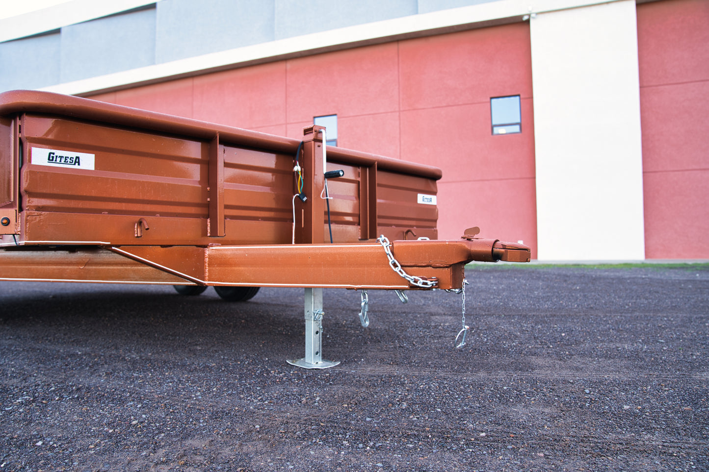 Cama baja de 6,000 kgs